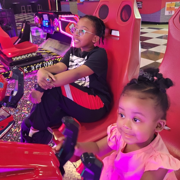 Meet your vintage dope dealer - Picture 3 of 9